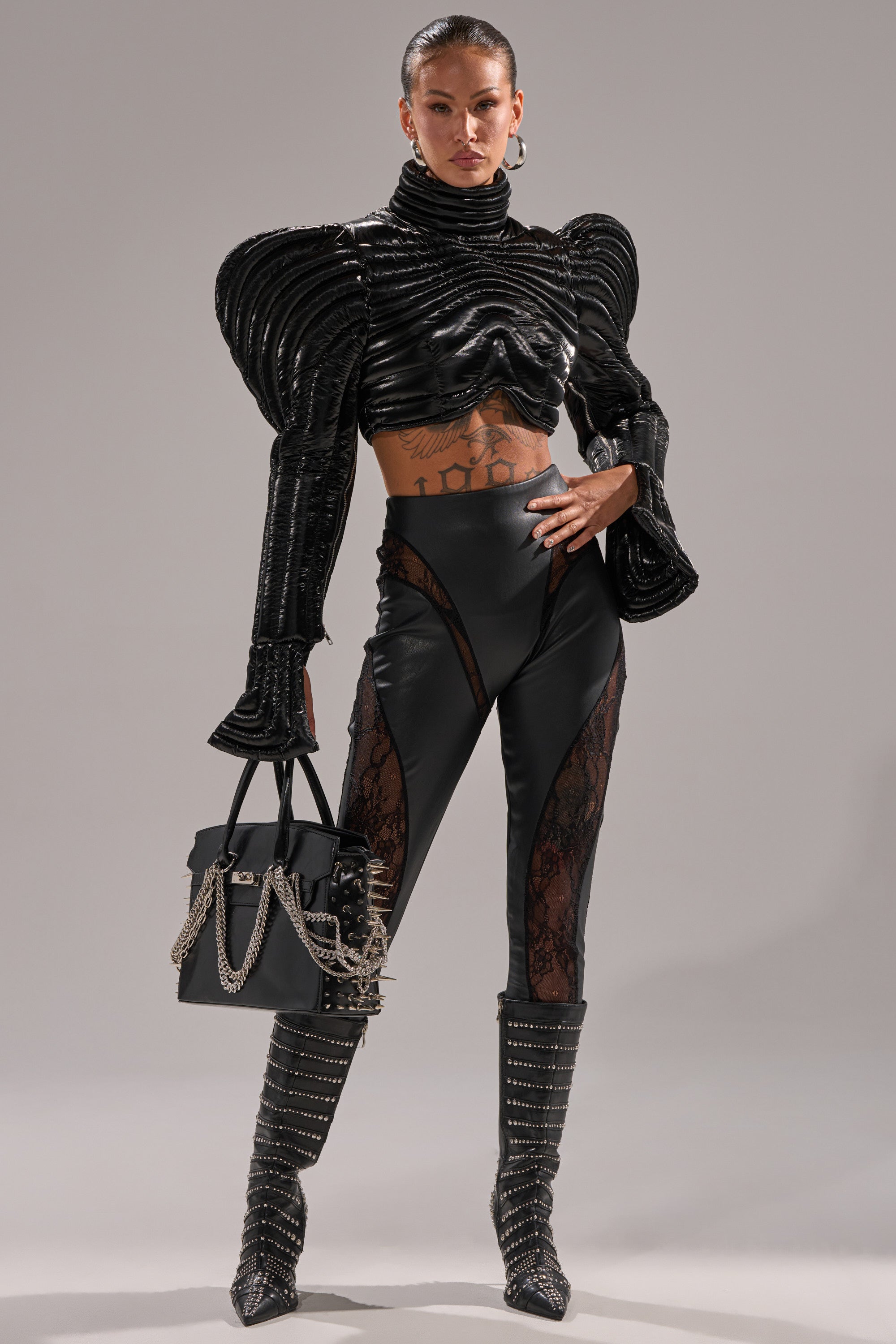 LACE DETAIL PANELED FAUX LEATHER LEGGINGS IN BLACK