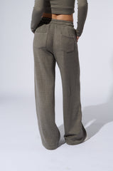 EYES ON ME WIDE LEG SWEAT PANT IN GREY