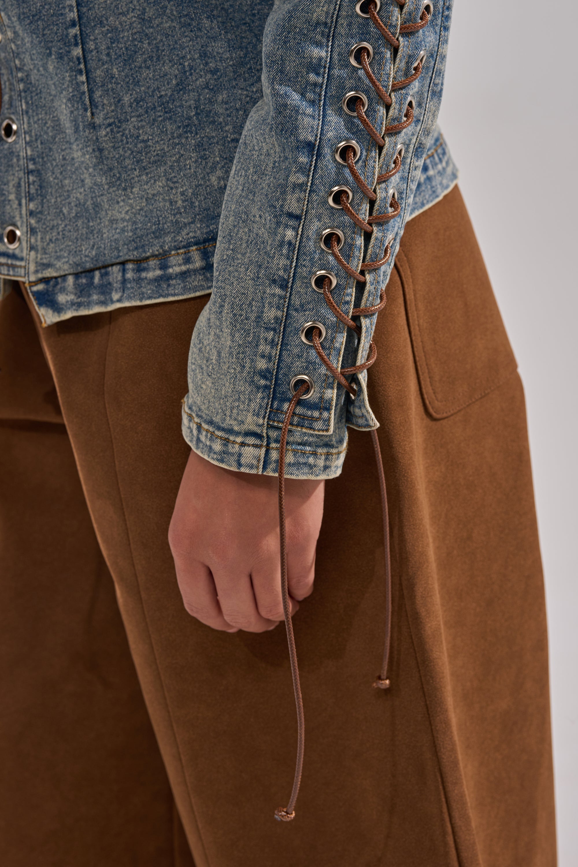 TRY ME BABY LACE UP DENIM TOP