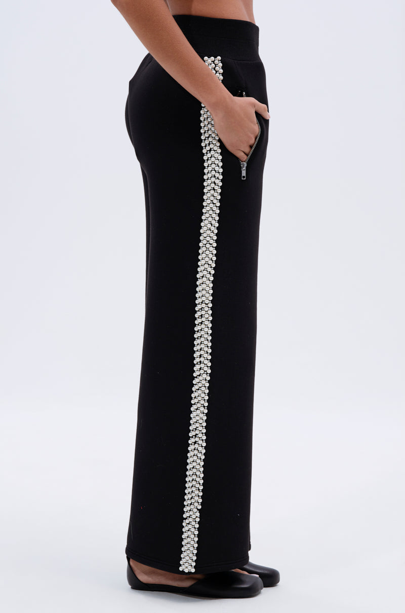 PEARL GIRL JOGGER